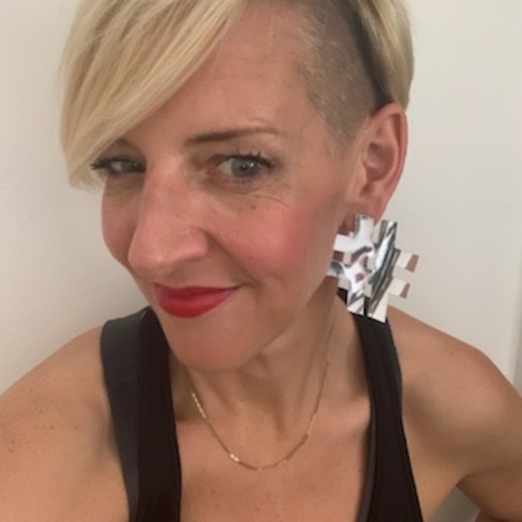 Hashtag earrings - Picture 8 of 12